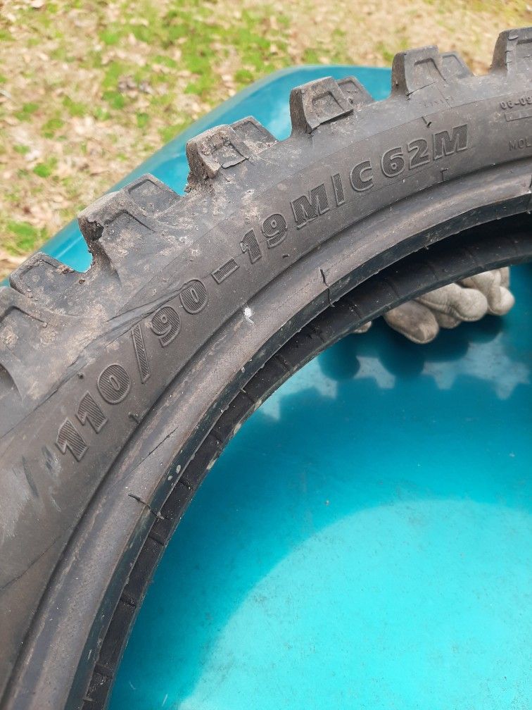 2 Motorcycle Tires