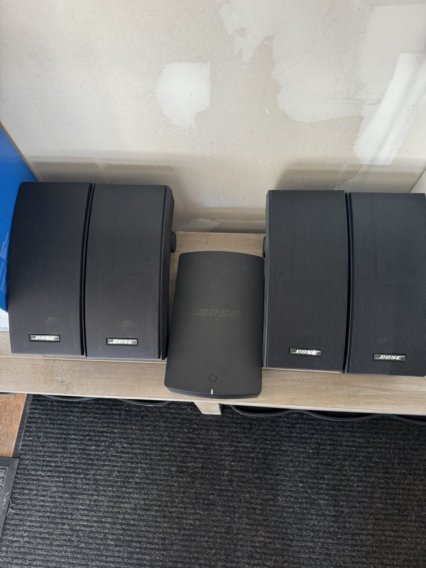 Bose SoundTouch SA-5 Amplifier & 4 Bose Speakers