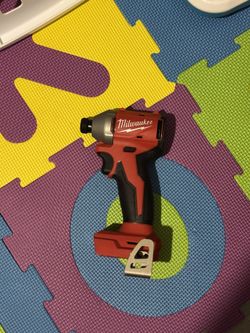 Milwaukee Impact Driver 18 Volts