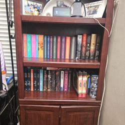 Books Acotar ,tog,  Iron Flame And Onyx Storm Not For Sale 