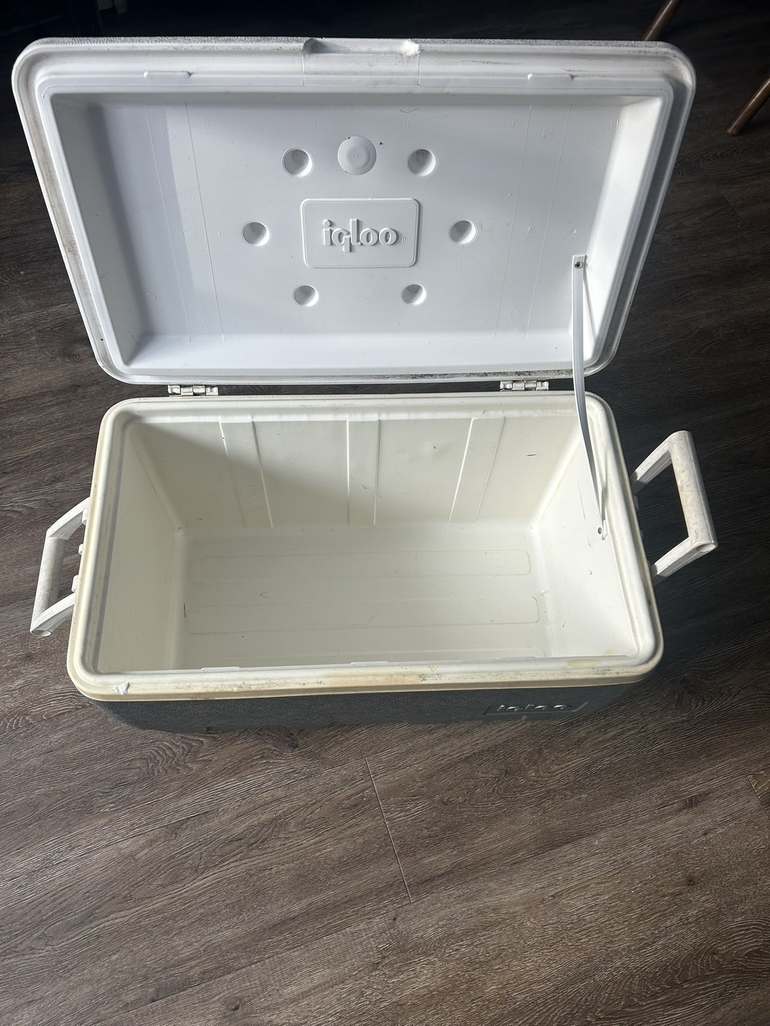 Cooler