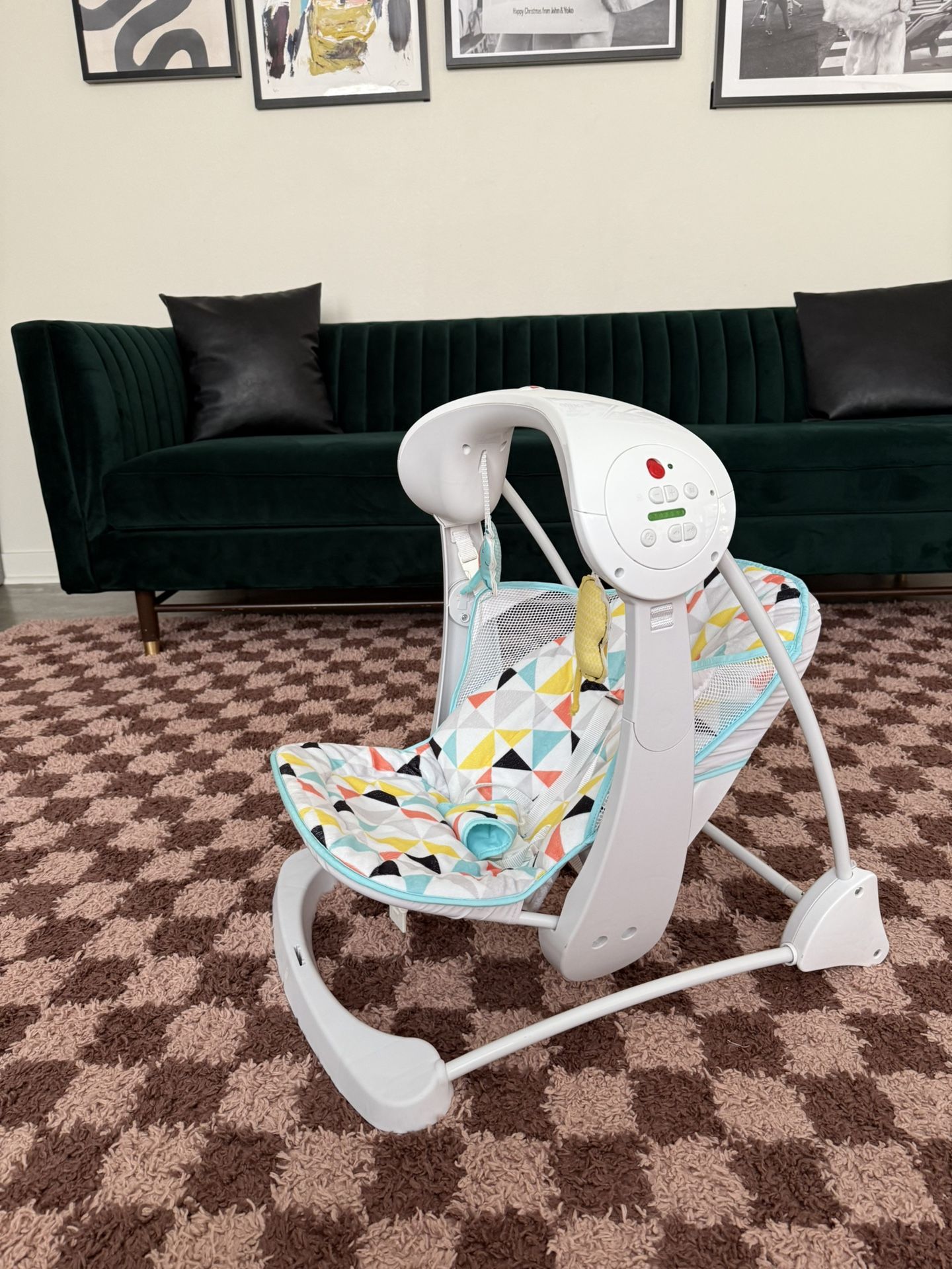 Fisher-Price Deluxe Take-Along Swing & Seat