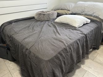 Super great price - Eco-Friendly Cardboard Bed queen size incl mattress - $145 only