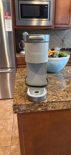 Single cup kurig coffee maker
