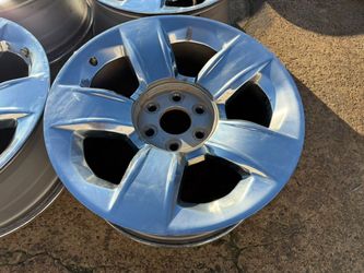 (1) ONE - 20" 2019 CHEVY TAHOE RIM SUBURBAN WHEEL 20X9 5 SPOKE CHROME rims NO CAPS