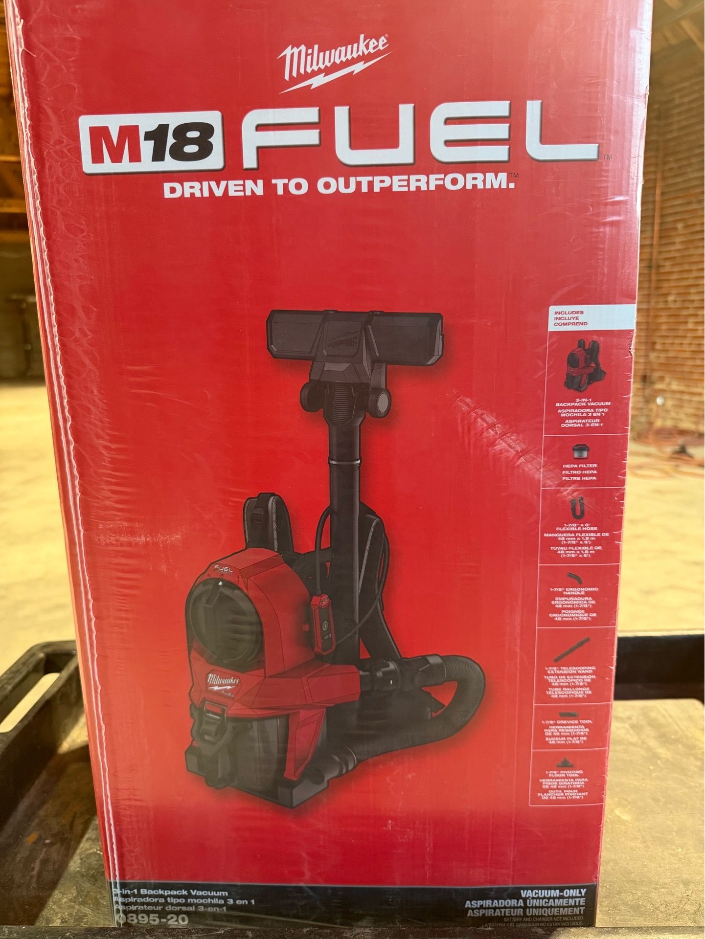 Milwaukee backpack vacuum