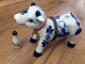 Authentic Handcrafted Dutch Cow Treasure Box