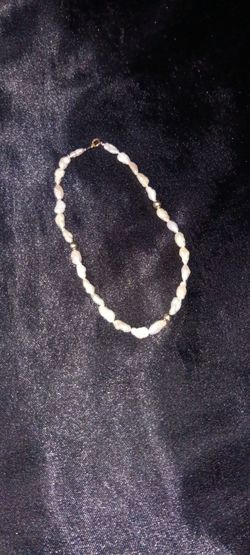 14 karat freshwater Pearl bracelet