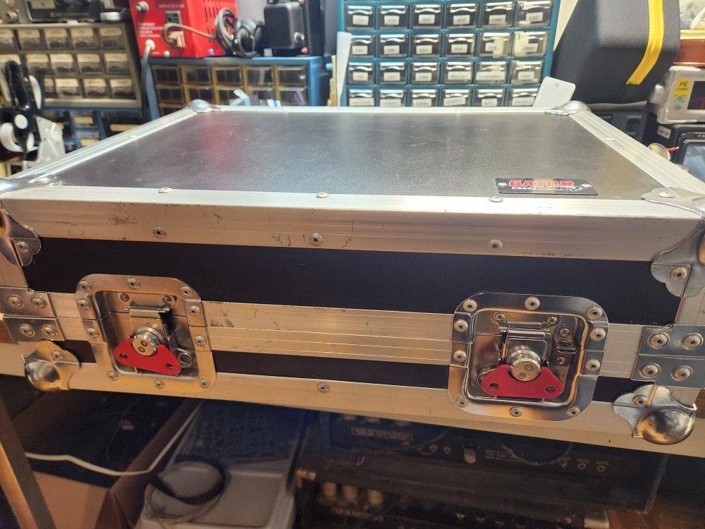 Gator Cases G-tour Pedal Board Case