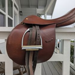 English Crosby Saddle In Good Condition