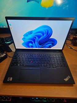 Lenovo Laptop PC. Ryzen 7 Pro. With Graphics 3.30GHz CPU. 32GB Ram DDR5 1TB NVMe M.2  GPU: Radeon Graphics