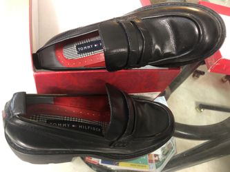 Tommy Hilfiger Size 6 Womens