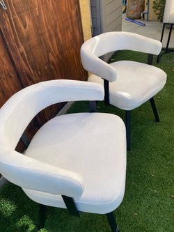 2 chairs