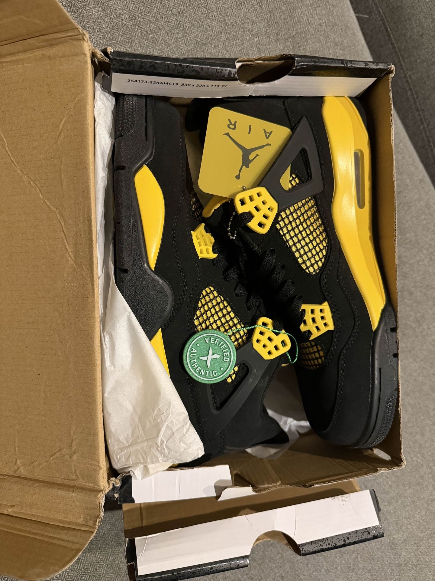 Jordan 4 Yellow Thunder Size 10.5 Mens