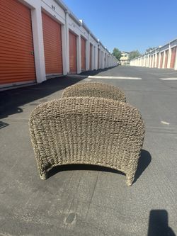 Wicker outdoor Ottoman