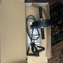 Ab Roller & Resistance Band