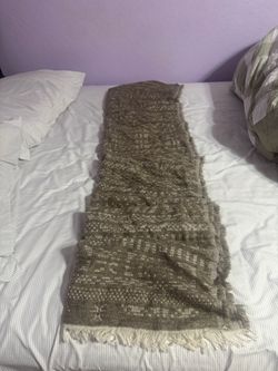 Scarf/ shawl