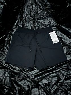 MENS Lululemon | Zeroed in Shorts - M