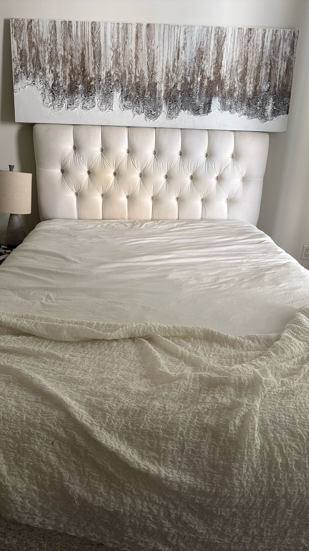 White Tufted Queen Headboard With Black Metal Frame