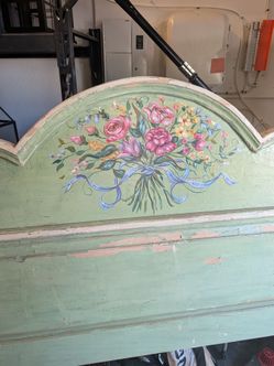 Antique 4 post canopy bed