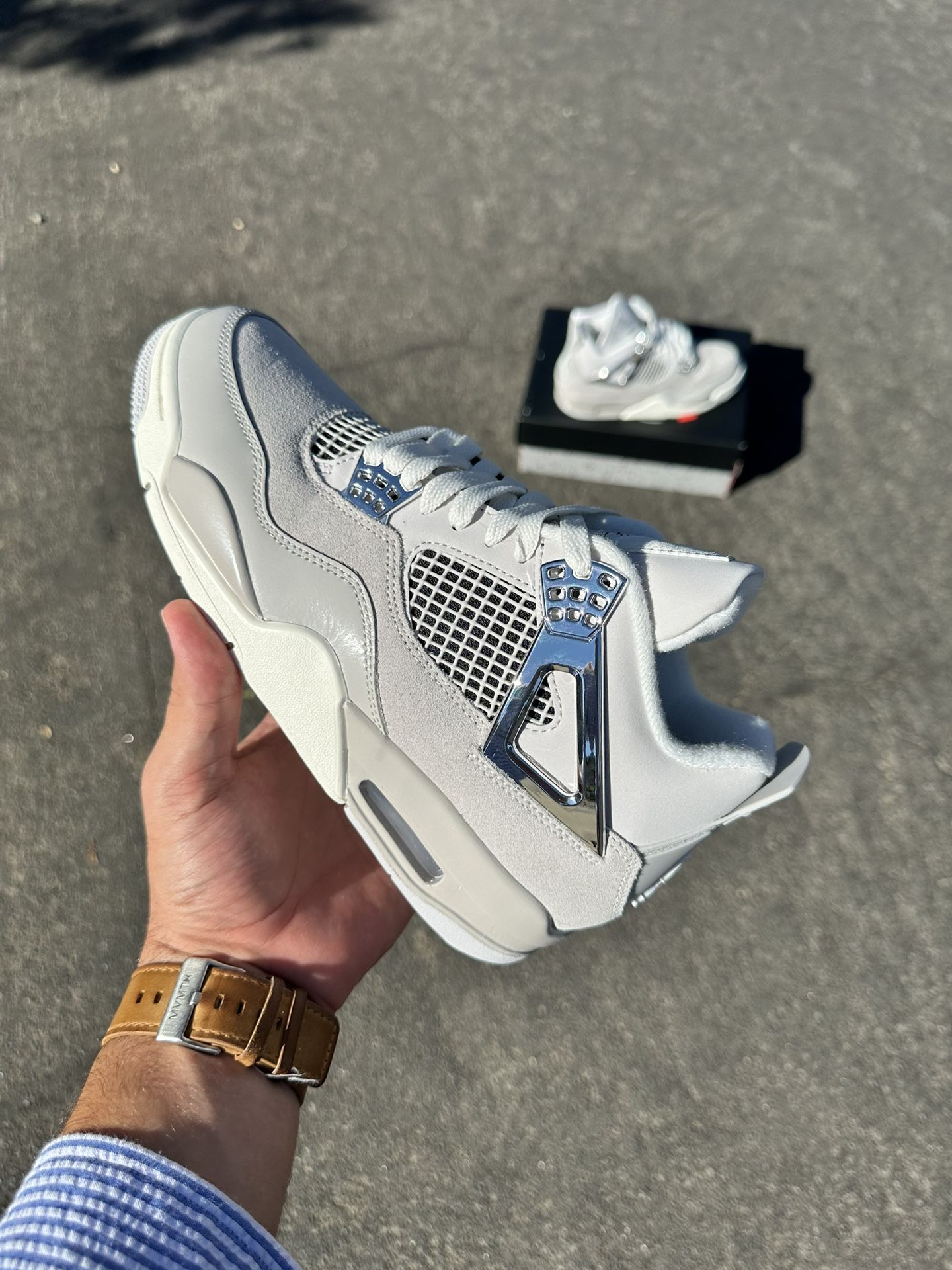 New Jordan 4 Frozen DS (Sizes Available In Description)