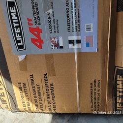 Lifetime Brand New 44-in Basketball System