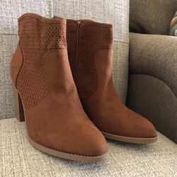 Brand New Ladies Boot , Brand American RAGie