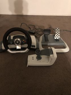 Xbox 360 Wheel And Pedals 