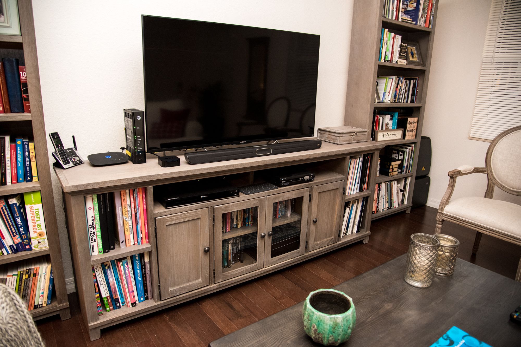 Havertys Hampton Place Entertainment Console
