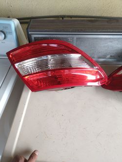 C300 2008 Benz OEM TAILLIGHTS Pair