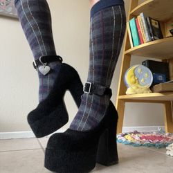 black velvet platform mary jane’s 🐈‍⬛