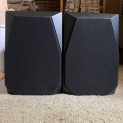 Emotiva B2+ Speakers 