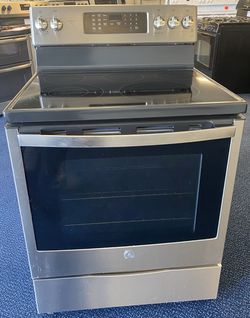 Stainless Steel GE Profile Five Burner Glass Top Electric Stove with Air Fry Setting (2-0180)