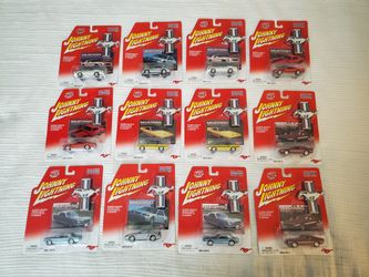 Johnny Lightning - Mustang - Full Factory Case - 2002 - 12 Cars - Release 1 NEW