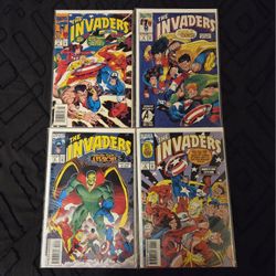 THE INVADERS  Comic book lot of 4! 1993. Marvel. Vintage. Keys. Mixed lot.