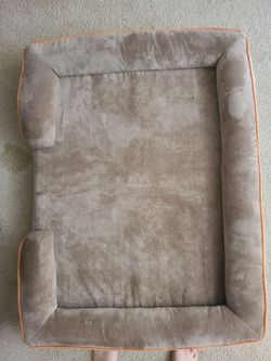 Dog bed