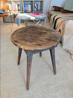 Vintage Rustic Round Plant Stand / Side Table