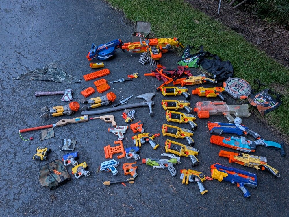 25 Nerf gun collection plus some other related stuff