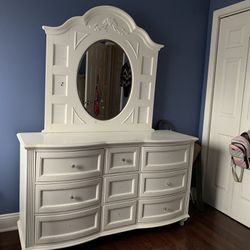 White Vanity /  9 Dresser Drawers