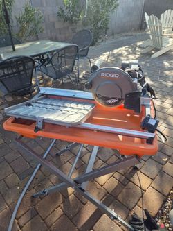 Rigid table wet saw
