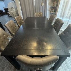 Dining Table And Chairs Set