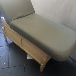 Earthlite - Sedona Stationary Massage Table