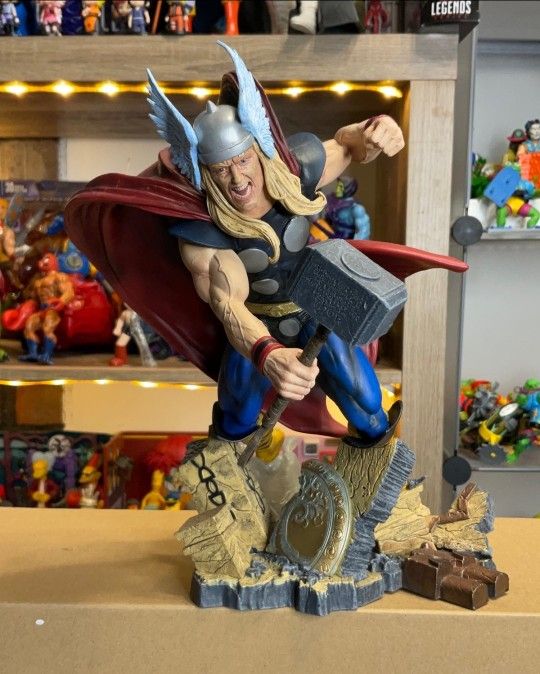 Marvel Gallery Thor PVC Statue 37108