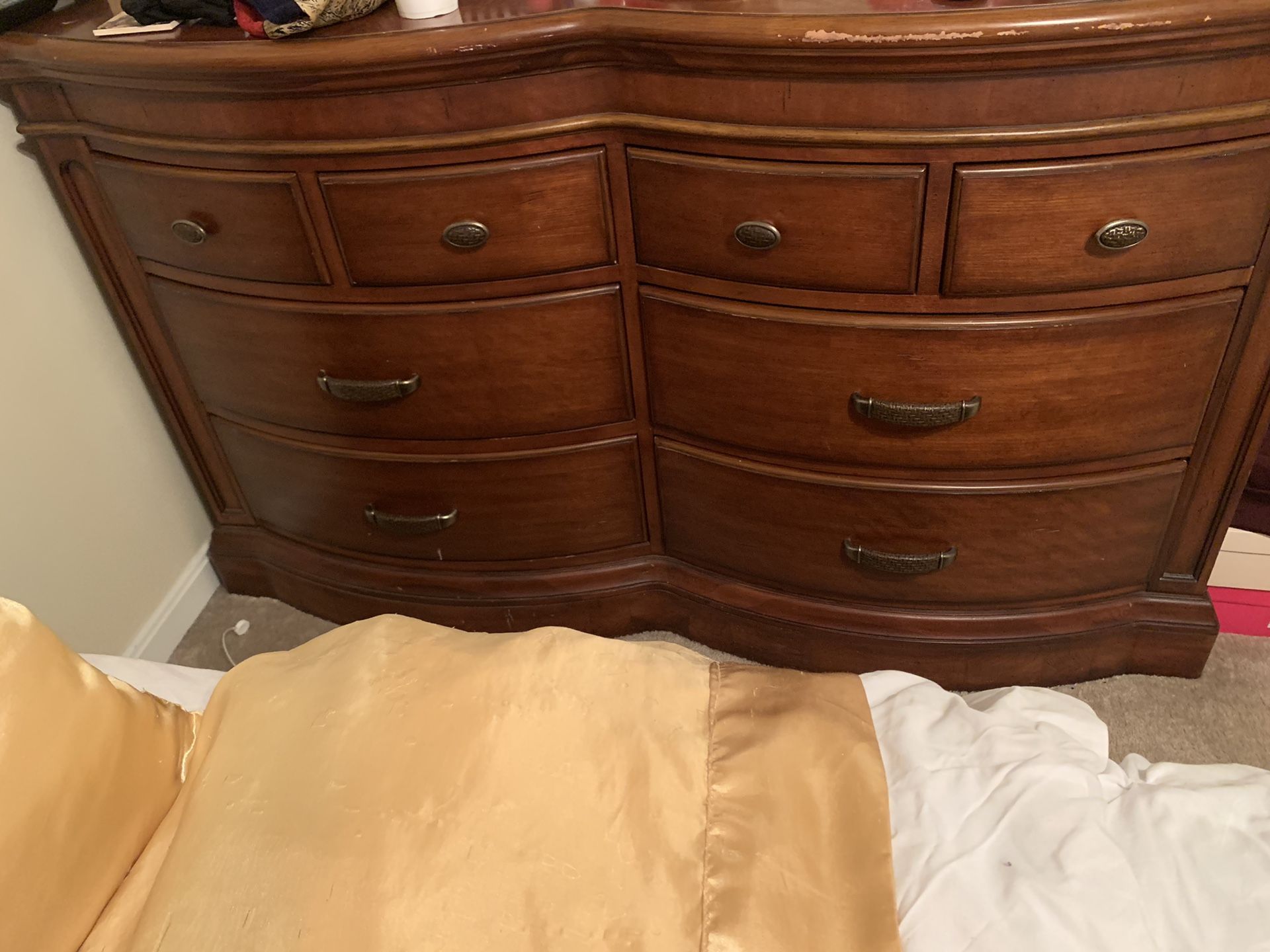 **WILLING TO Negotiate***Queen size heavy wood bedroom set (Mattress