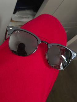 Rayban Clubmaster Shades