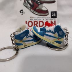 3d mini shoes keychains brand new
