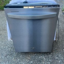 Whirlpool Dishwasher 