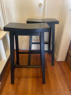 Wooden black bar stools