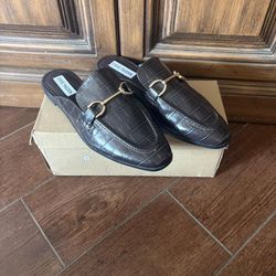 Steven Madden Slip Ons