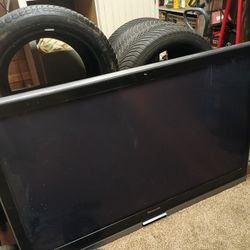 Tv 60x32